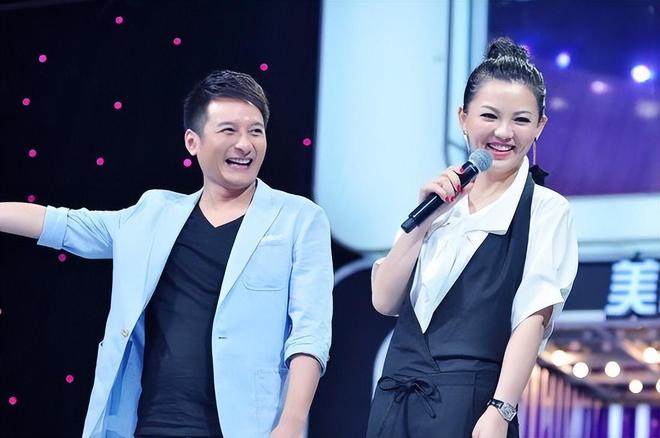的李维嘉终于凭借马上“干一切”回归！九游会j9登陆一出场就爆梗！消失多年(图10)