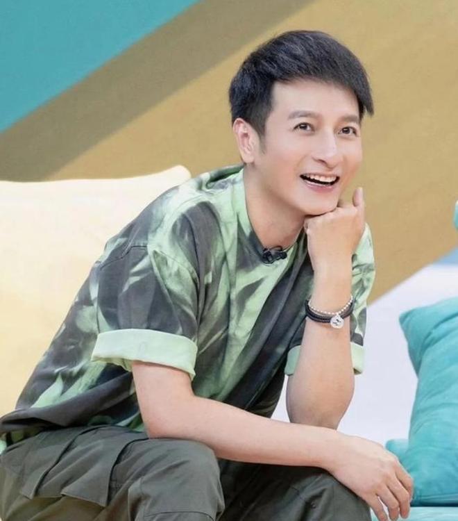 岁李维嘉由主持到“精神障碍”令人惋惜j9九游会登录财富再丰厚也难解忧48(图3)